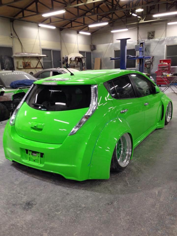 Name:  japanese-girls-explain-bosozoku-leaf-with-lambo-doors-and-forgiatos-video-photo-gallery_4.jpg
Views: 817
Size:  90.2 KB