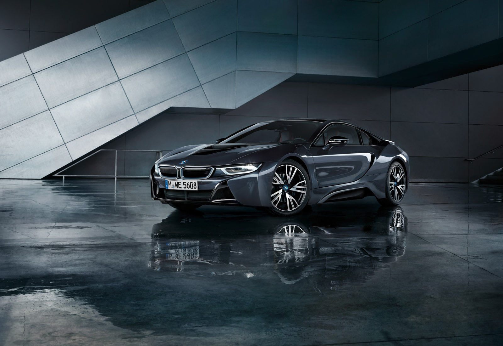 Name:  P90231438_highRes_the-new-bmw-i8-proto.jpg
Views: 9607
Size:  250.3 KB
