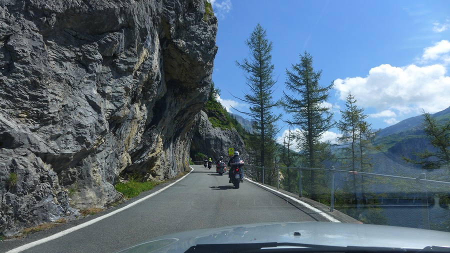 Name:  Furka Pass  P1080556.jpg
Views: 5175
Size:  189.9 KB