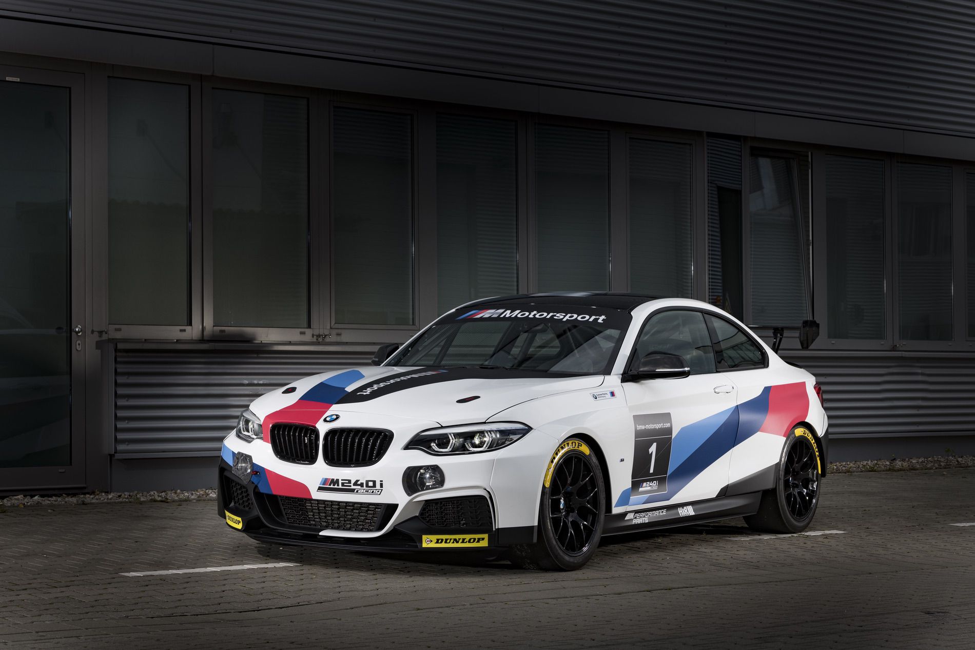 Name:  BMW-M240i-Racing-Car-04.jpg
Views: 11063
Size:  236.9 KB