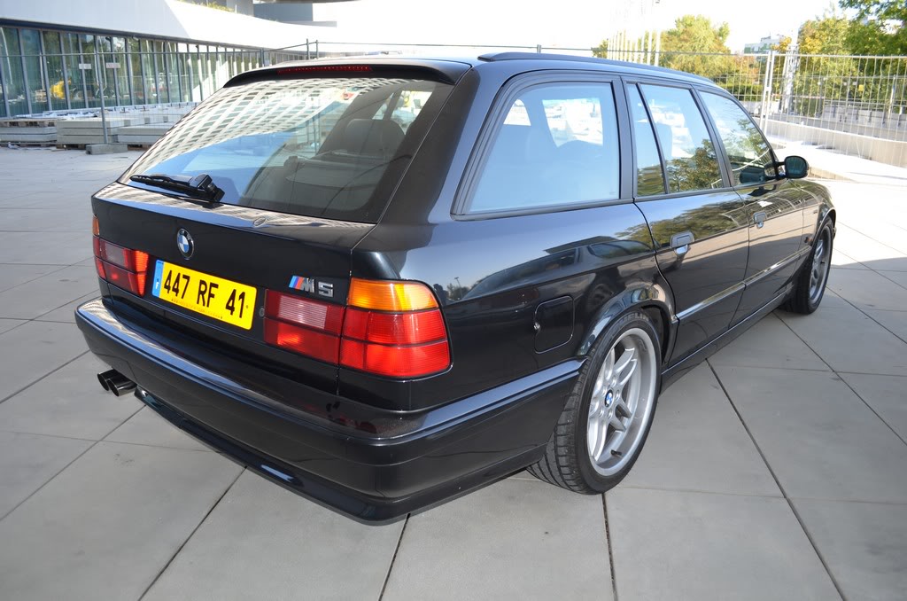 Name:  e34 M5 bonhams auction  DSC_0086.jpg
Views: 15282
Size:  120.5 KB