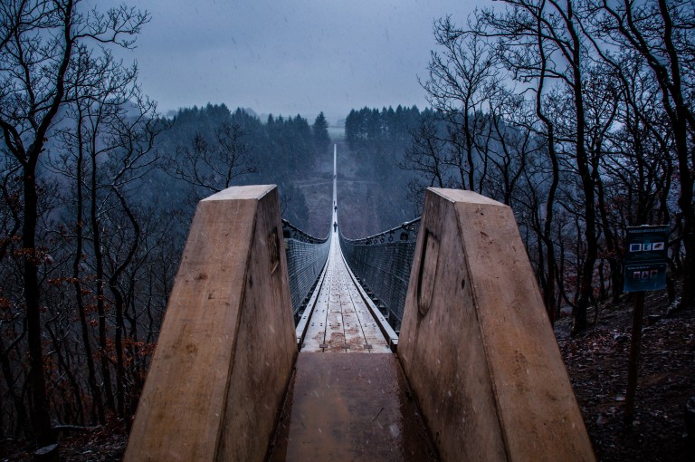 Name:  suspension bridge hngeseilbrcke geierlay  0406-Gemma-Geierlay-Germanys-Longest-Suspension-Bri.jpg
Views: 10164
Size:  136.9 KB