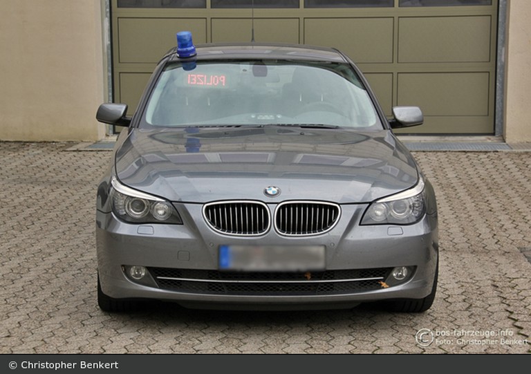 Name:  polizei   67287-large.jpg
Views: 5539
Size:  97.7 KB