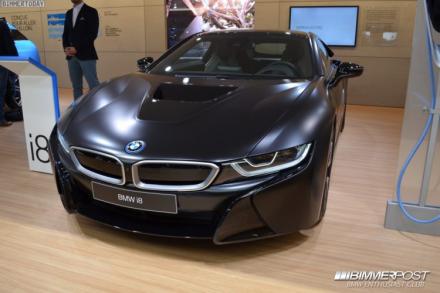 2017-BMW-i8-Frozen-Black-Edition-Genf-Live-08-750x500.jpg